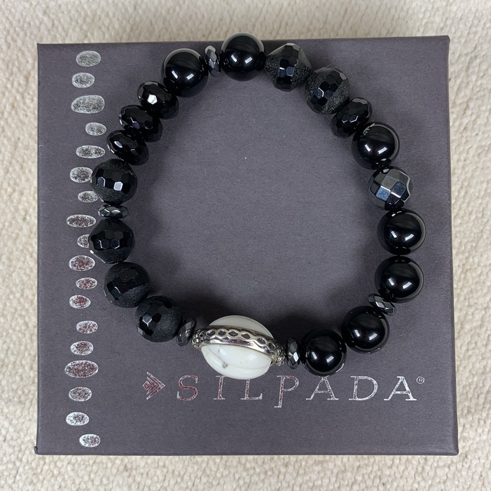 Retired Silpada Blackboard Natural Agate, Hematite and Pyrite Stretch bracelet